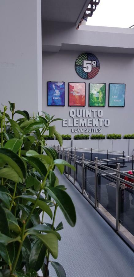 Quinto Elemento 4* Mexiko-Stadt